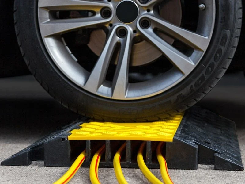 Cable ramp safety features